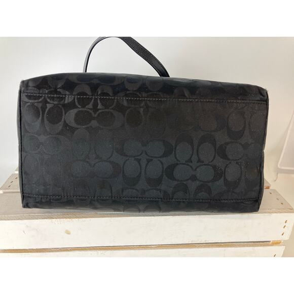 COACH 33475 BLACK NYLON SIGNATURE PRINT WOMENS SHOULDER BAG - Picture 6 of 16